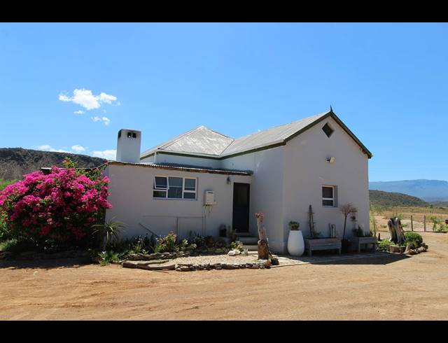 820HA FARM FOR SALE IN LADISMITH RURAL